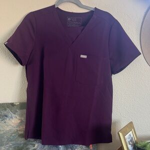 Figs Plum Scrubs (Set, top and pant)